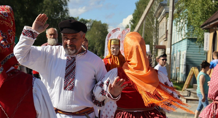 32 folklore groups will come to X Russian Folklore Festival "Village - the soul of Russia"