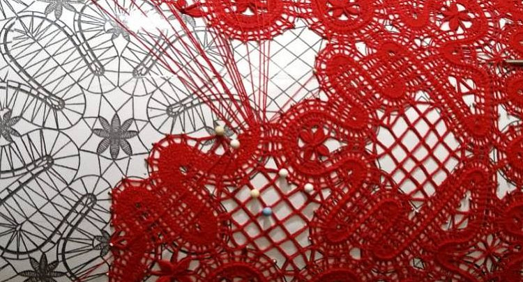 A large lace canvas for the International RUSSIA EXPO is being created by “lace” regions of Russia